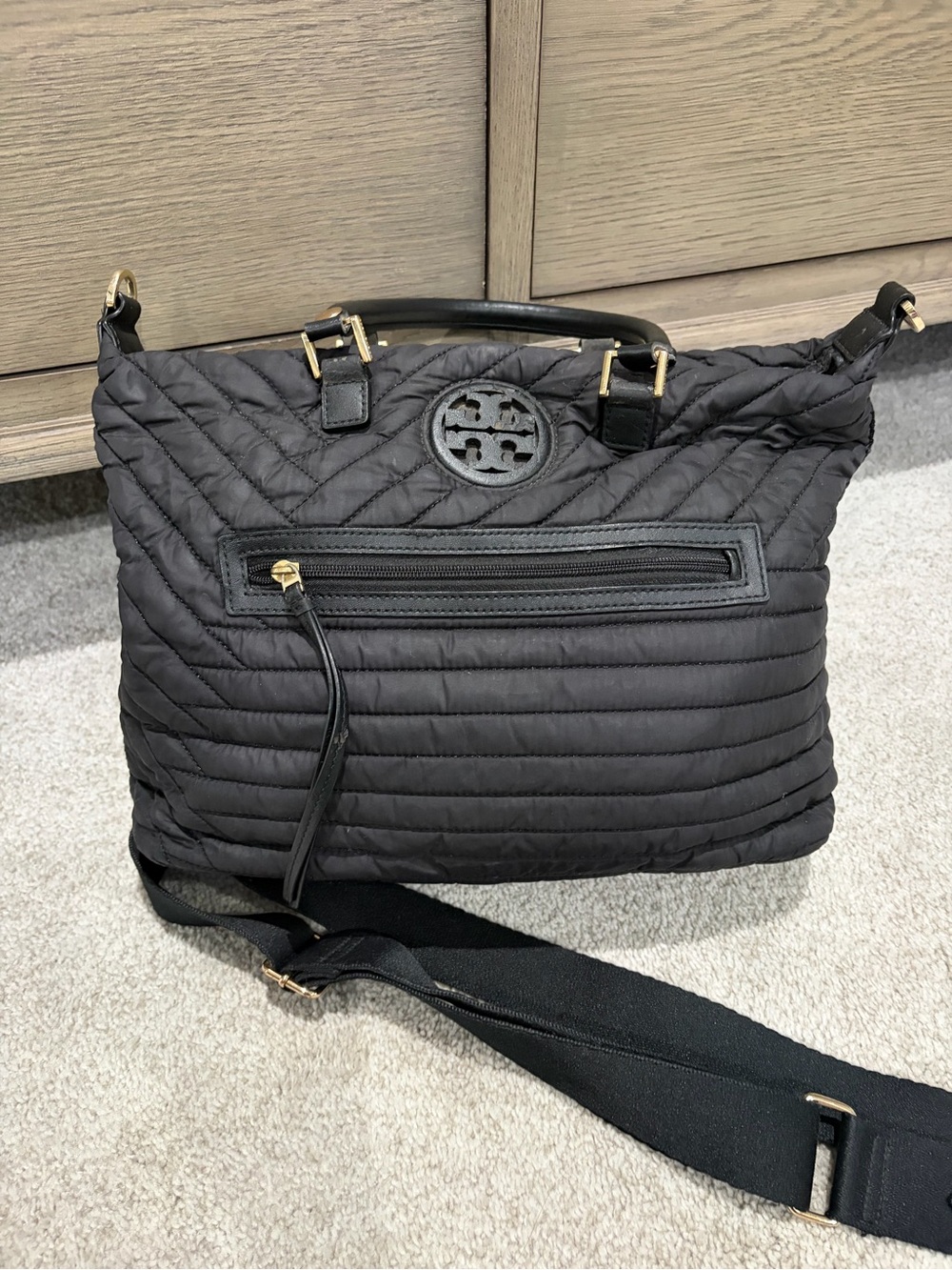 Tory Burch Quilted Tote Bag, Convertible, Women’s Black Crossbody / Shoulder Bag - Picture 2 of 10